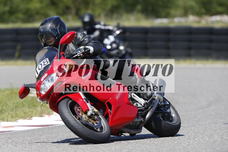 Archiv-2025/48 25.08.2025 Cornu Master School ADR/blau-bleu/108